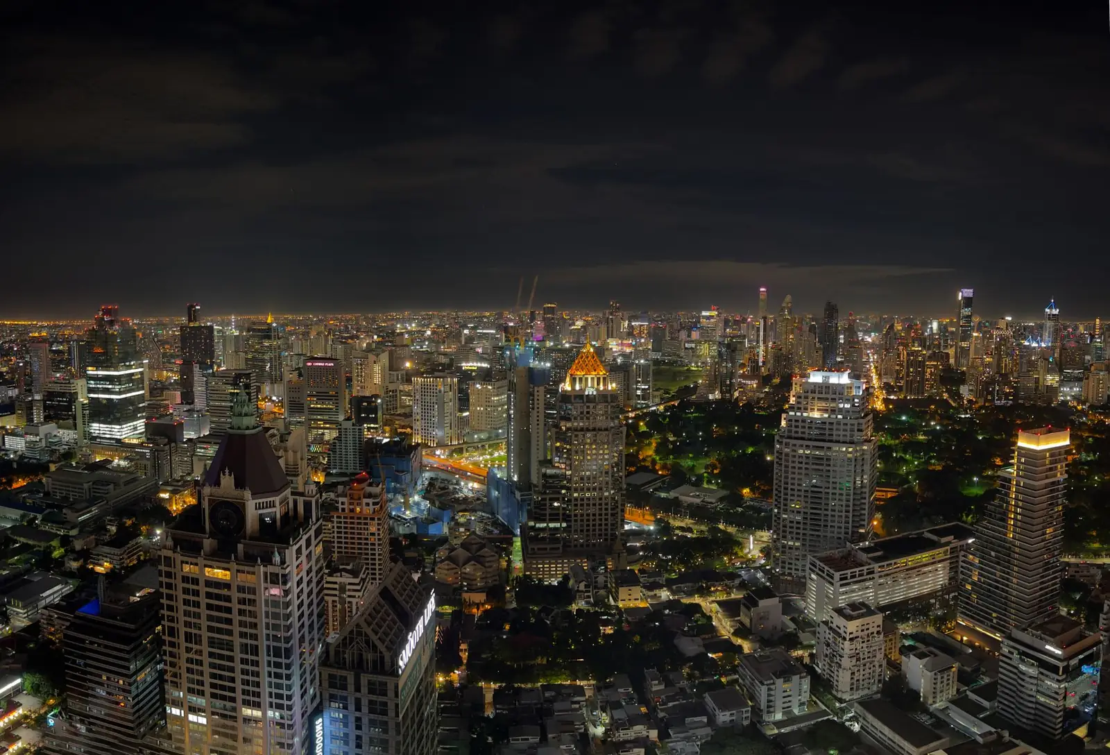 City view near Monoralodgereport 